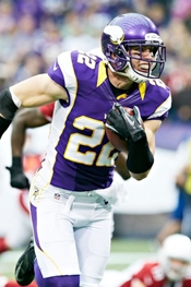 Harrison Smith photo running with football