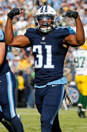 Kevin Byard photo with arms raised